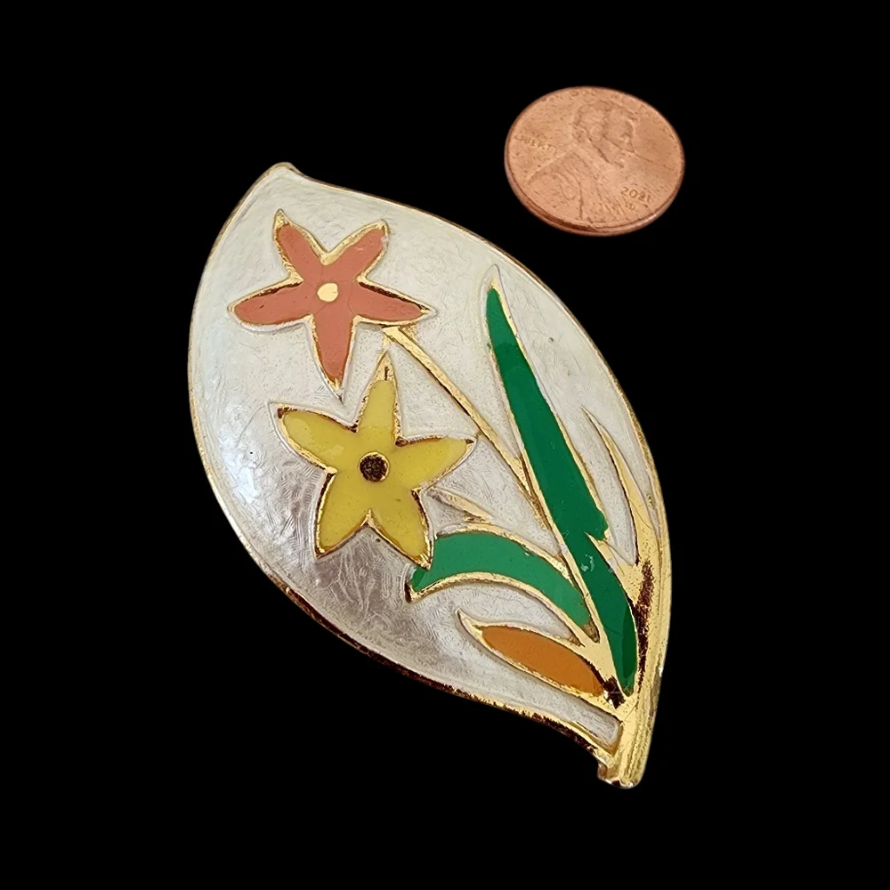 Park Lane vintage brooch pin pendant enamel flower brooch gold  A0252